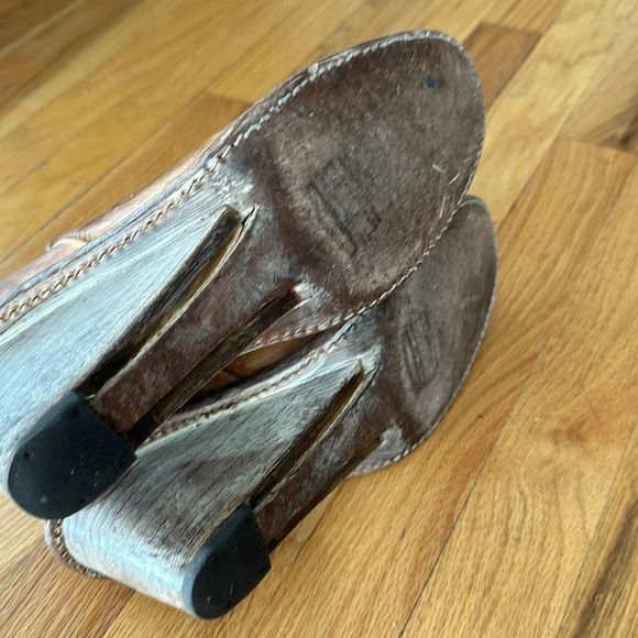 Bed Stu 9.5 Countess Bootie distressed tan color bench made cobbler series GUC - Picture 3 of 8